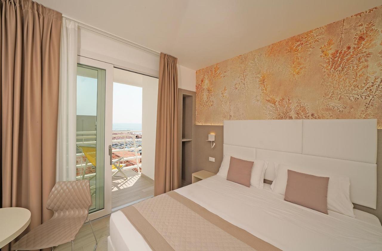 Hotel Strand A Frontemare Lido di Jesolo Eksteriør bilde