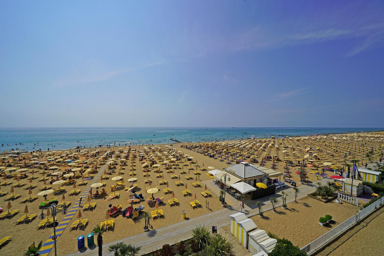 Hotel Strand A Frontemare Lido di Jesolo Eksteriør bilde